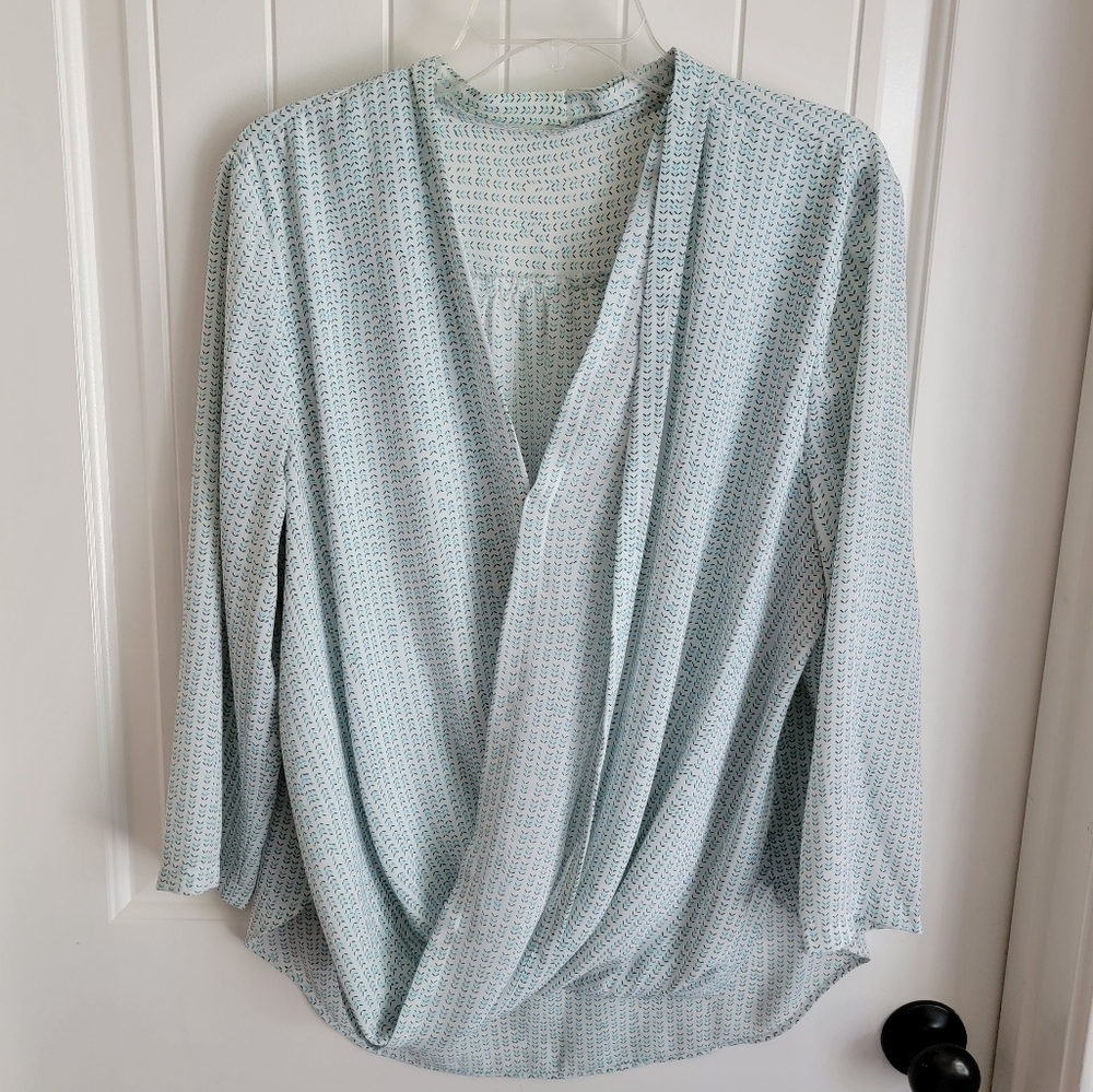 Light Blue Pattern Loft 3/4 Sleeves Blouse